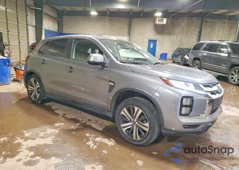 2020 Mitsubishi Outlander Sport Es z USA, uszkodzony, nr VIN JA4AP3AU6LU018268